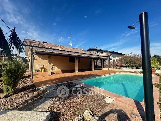 Villa in Via Sandro Pertini 21 — foto 7 di 83