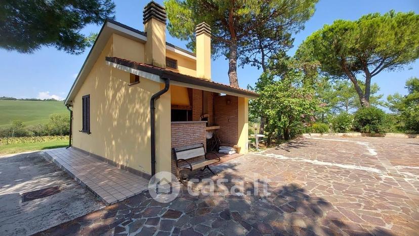 Appartamento in Strada di Santa Lucia 15 — foto 16 di 56