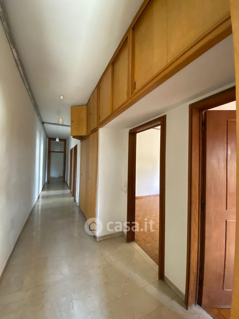 Appartamento in Viale Medaglie d'Oro — foto 34 di 44