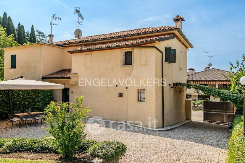 Villa in Via Roma — foto 11 di 20