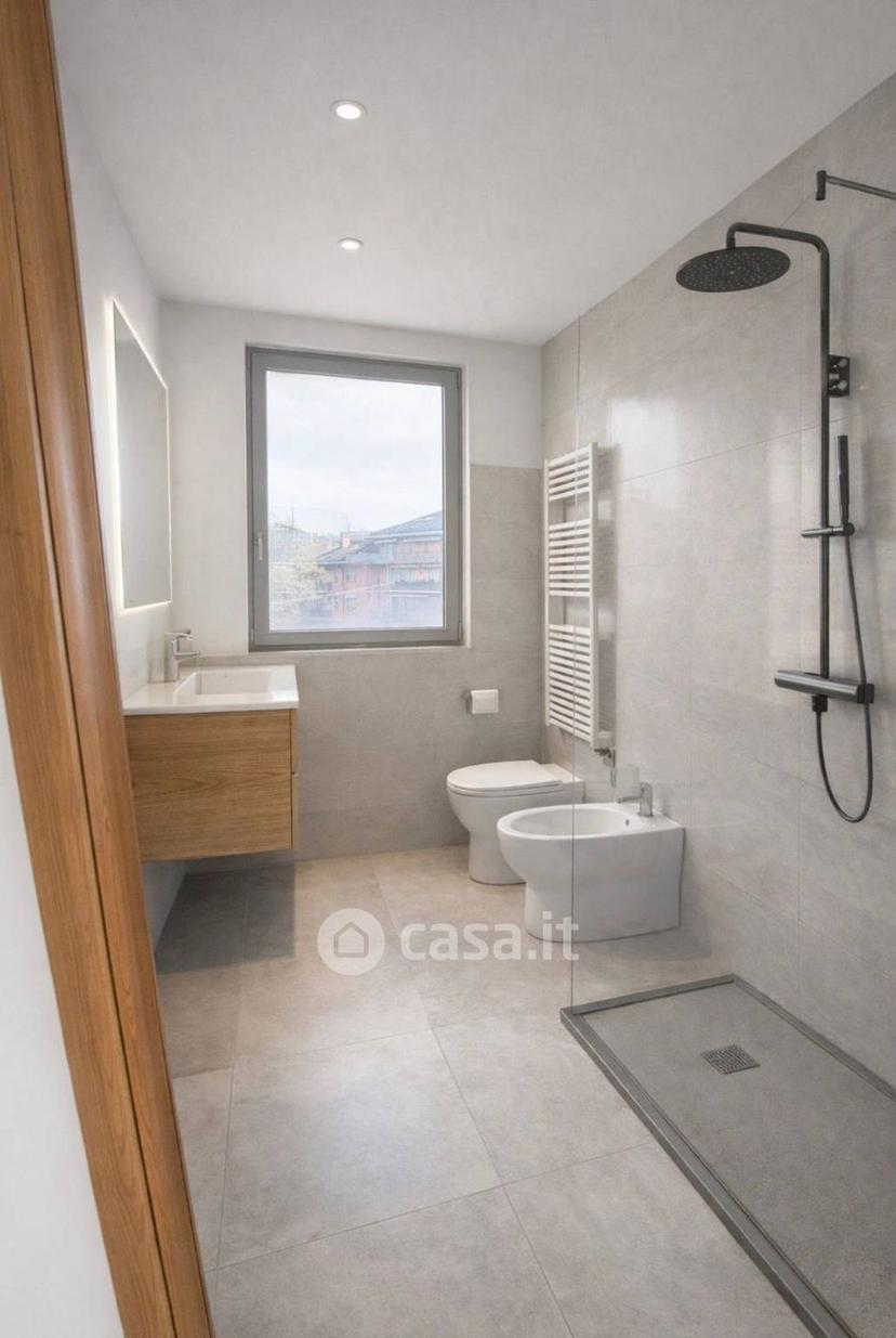 Trilocale in Via C. Aroldi 44 — foto 2 di 6