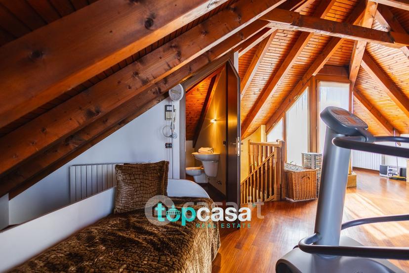 Villa in Via Eugenio Villoresi 62 — foto 9 di 40