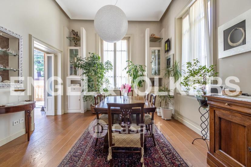 Villa in Corso Leonardo da Vinci — foto 8 di 39