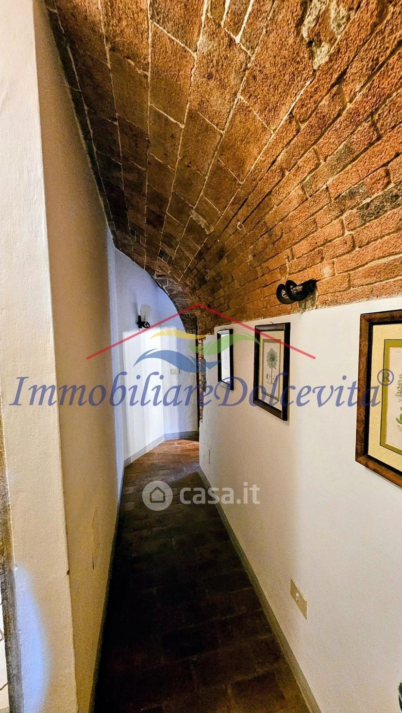 Villa in Via del Renaio 5 — foto 24 di 27