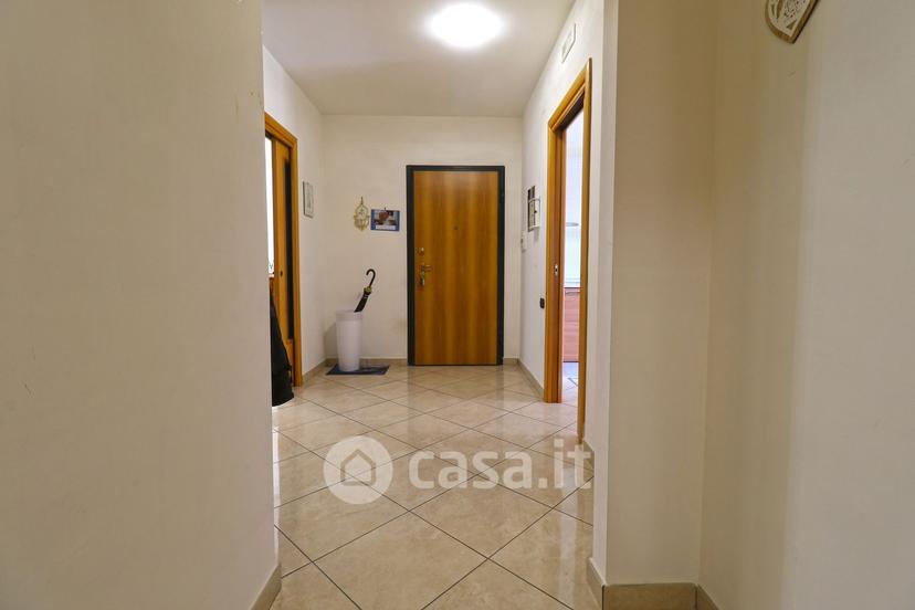 Quadrilocale in Viale Italia — foto 33 di 35