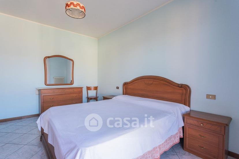 Trilocale in Via Giacomo Leopardi 12 — foto 18 di 56