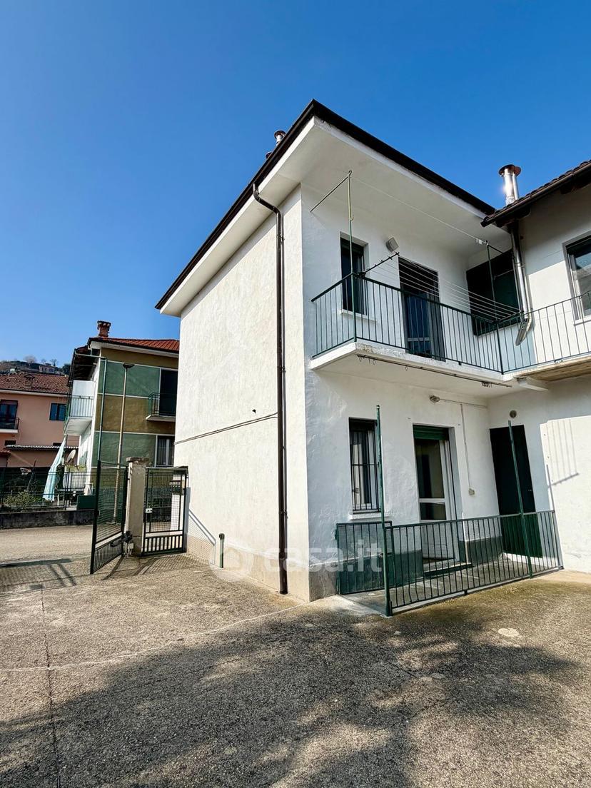 Trilocale in Via Giovan Battista Traverso 1 — foto 11 di 17