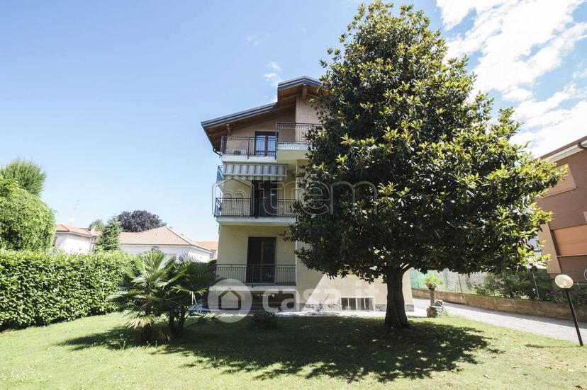 Trilocale in Via Pace 7 — foto 21 di 33