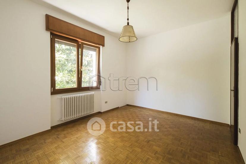 Trilocale in Via Pace 7 — foto 4 di 33