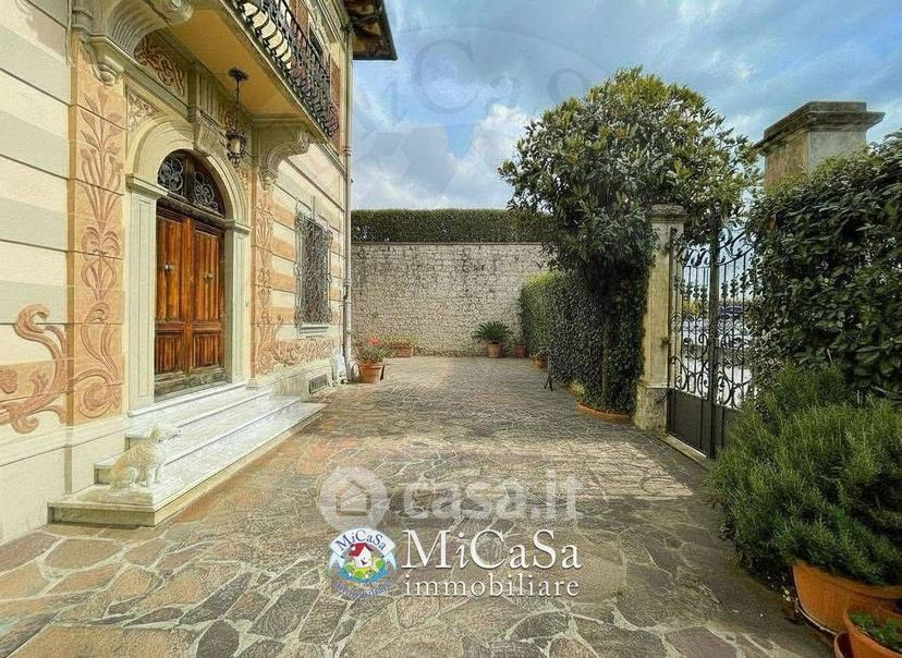 Appartamento in Viale delle Cascine 50 — foto 7 di 30