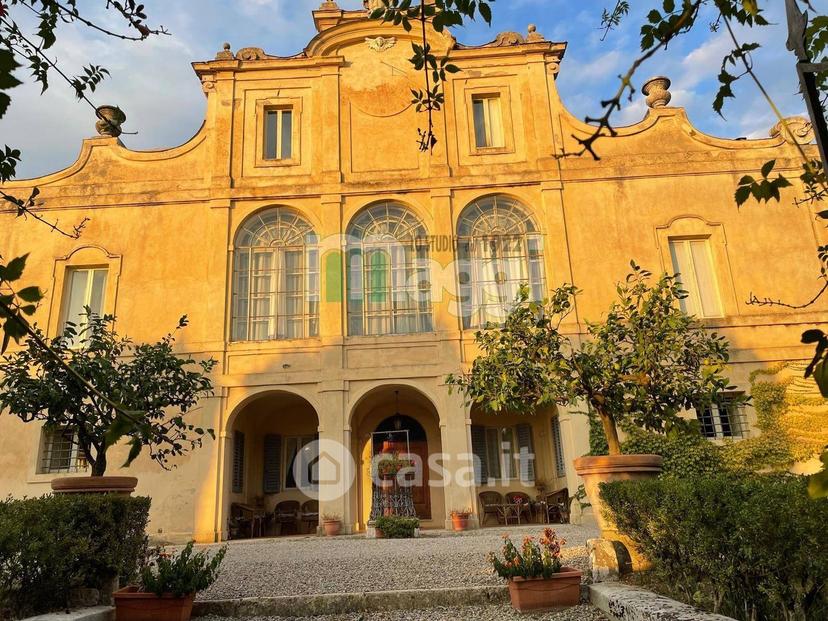 Villa in Strada di Scacciapensieri — foto 17 di 35