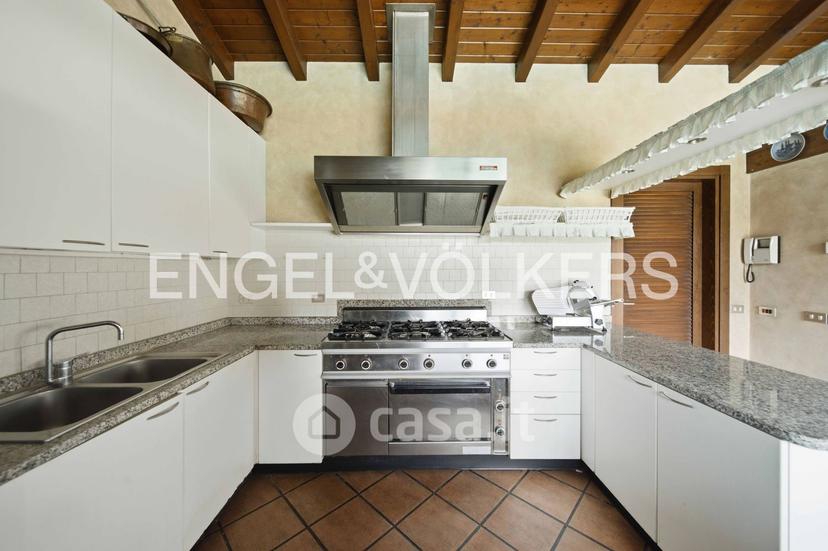 Villa in Roma 41 — foto 28 di 83