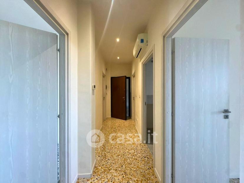 Trilocale in Piazza Sardegna 11 — foto 21 di 22