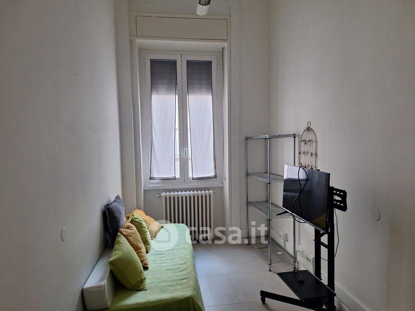 Trilocale in Via Cicco Simonetta — foto 7 di 21