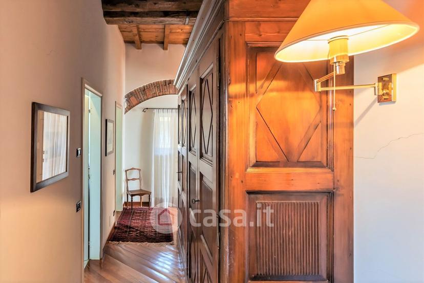 Villa in Viale Kennedy — foto 8 di 30