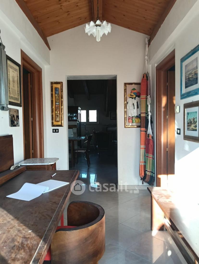 Trilocale in Viale dei Pini 247 — foto 6 di 15