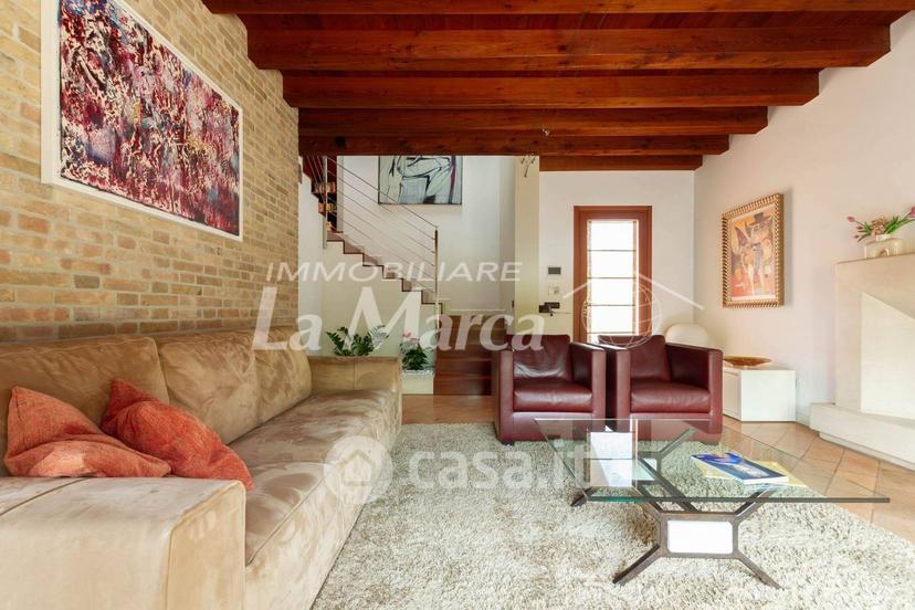 Villa in Via Osoppo 13 — foto 11 di 33