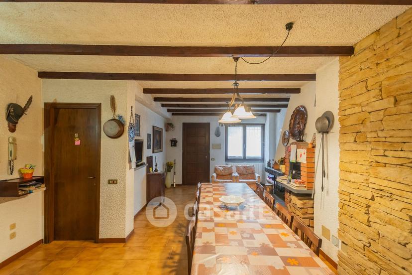 Villa in Via Gianni Rodari 69 — foto 29 di 73