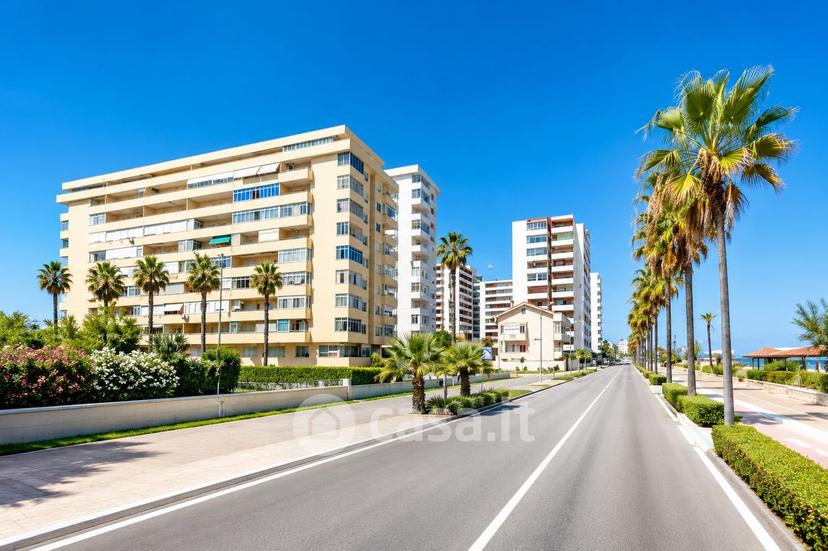 Bilocale in Via Aldo Moro 114 — foto 2 di 24