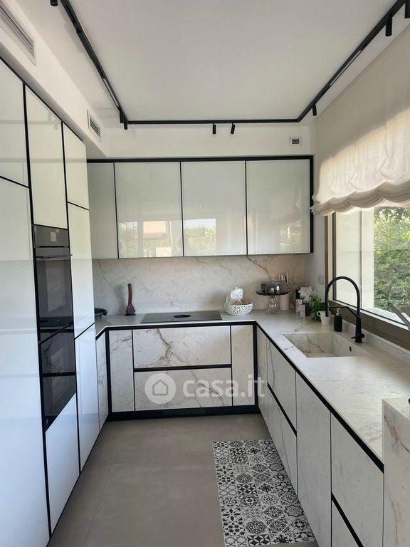 Villa in Via Salvador Allende 94 — foto 28 di 35