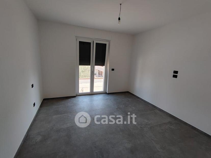 Villa in Via A. Peracchia — foto 15 di 20