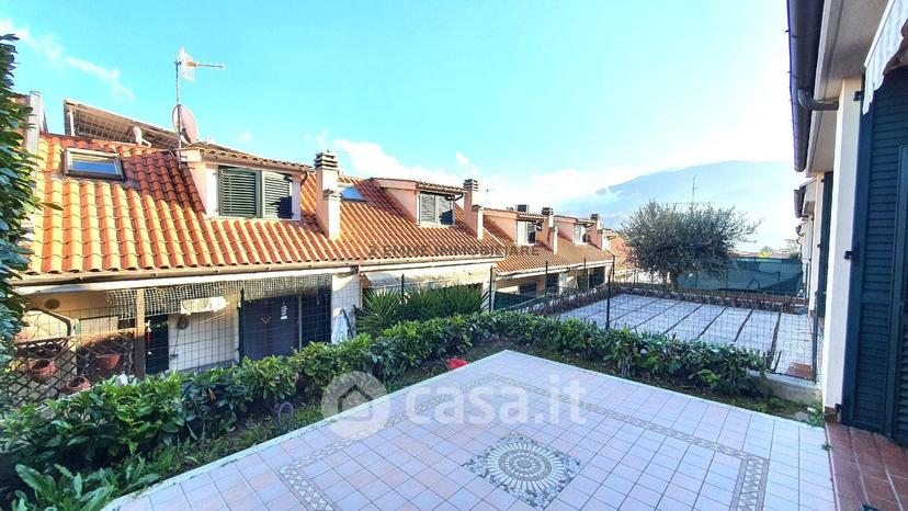 Villa in Via delle Begonie — foto 17 di 29
