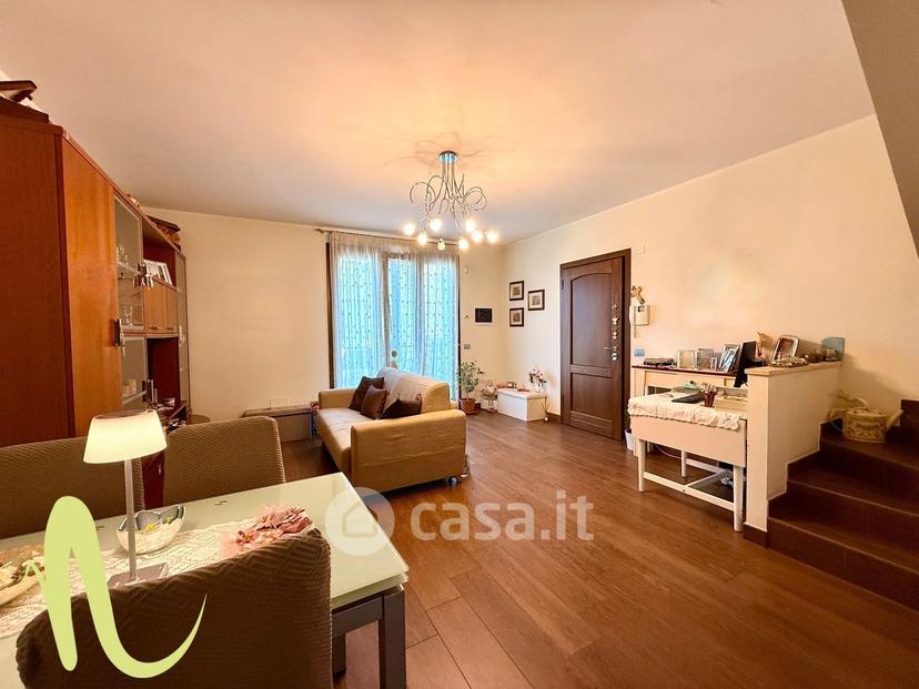 Quadrilocale in Via Stradone Sala 9 — foto 8 di 28