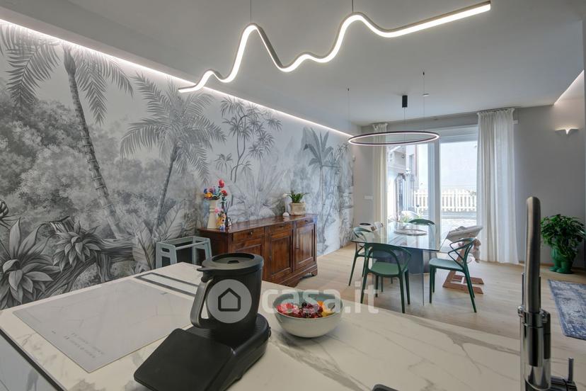 Villa in Via Massimo d'Azeglio 9 — foto 32 di 41