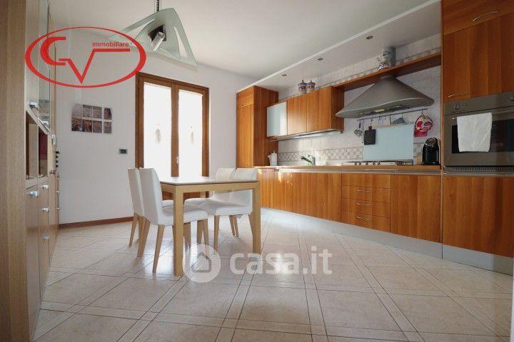 Villa in Via Gustavo Borsari — foto 38 di 56