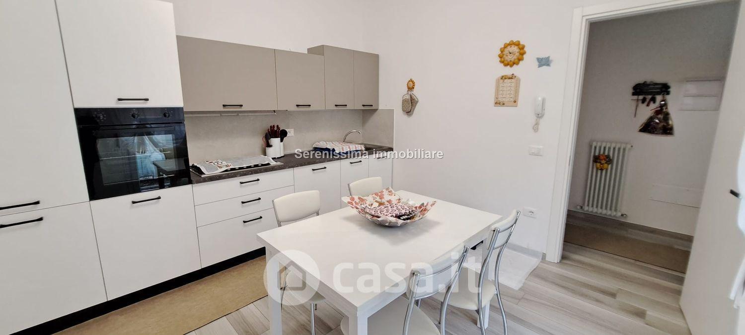Trilocale in Via Enrico Fermi