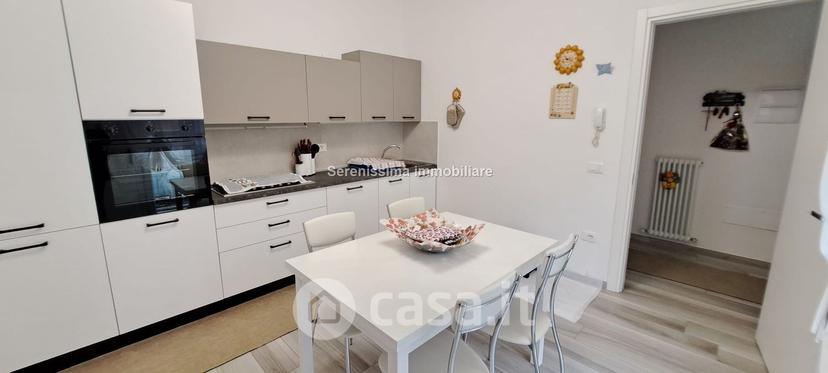 Trilocale in Via Enrico Fermi