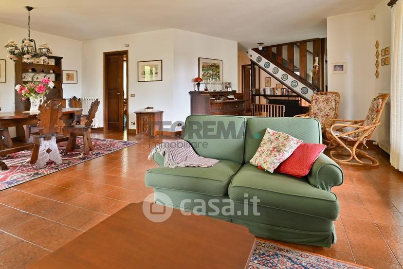 Villa in Viale Belvedere 14 — foto 44 di 77