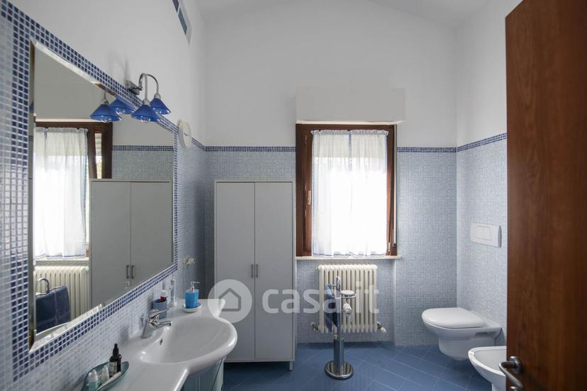 Villa in Via G. Brodolini 49 — foto 19 di 52