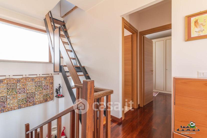 Villa in Via degli Ulivi 2 — foto 5 di 40