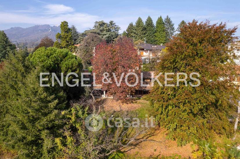 Villa in Via Alfredo Oriani — foto 23 di 31