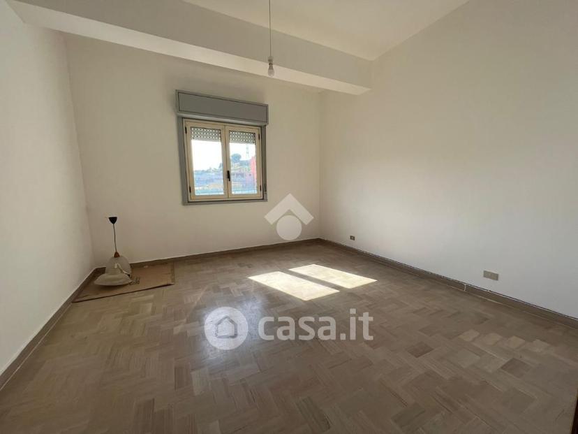 Quadrilocale in Via Antonino Cutroneo 33 — foto 3 di 28