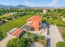 Villa in Via Tiziano 6