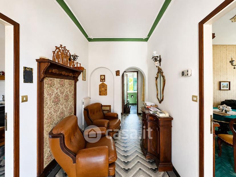 Villa in Via Giacomo Matteotti 13 — foto 15 di 45