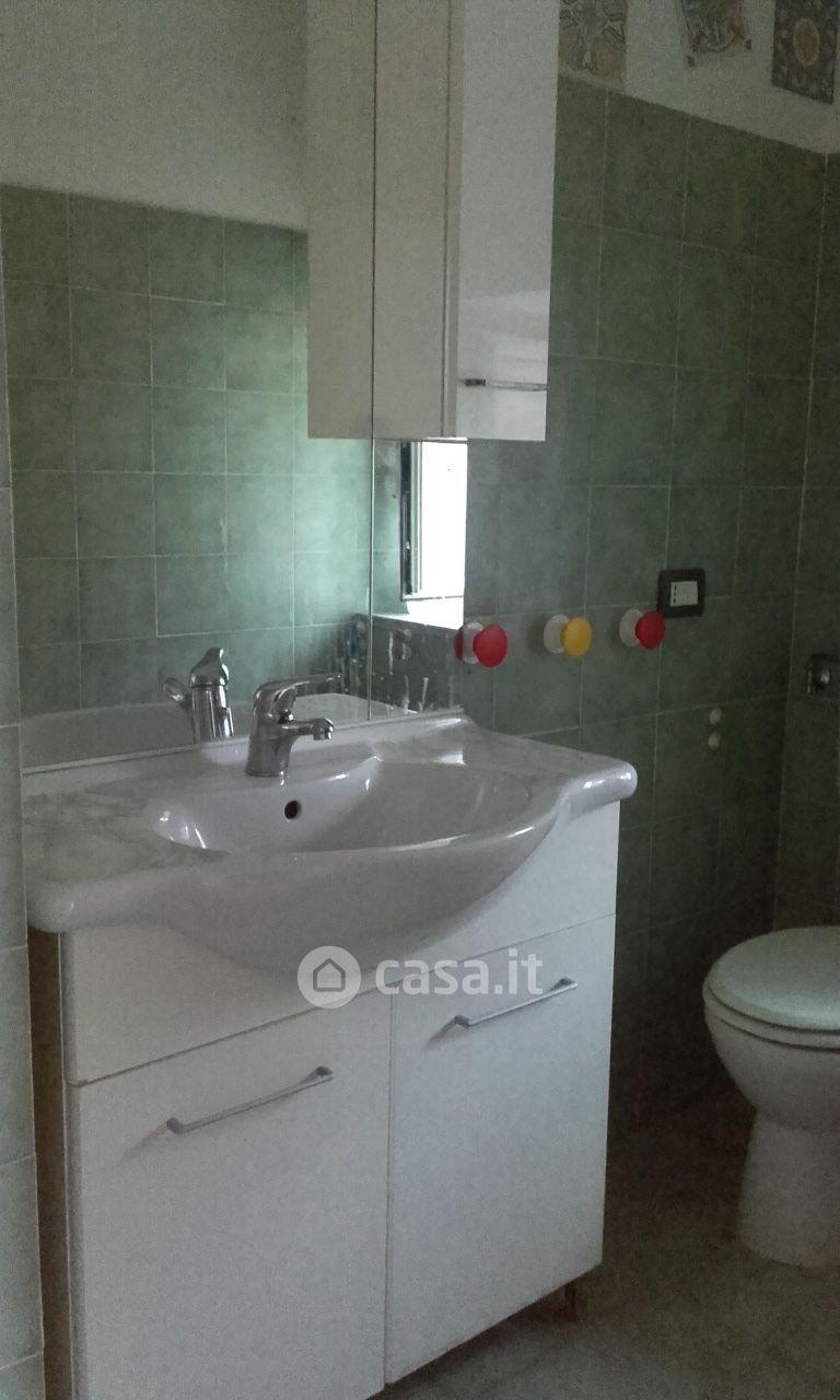 Trilocale in Via al Ponte Reale — foto 14 di 19