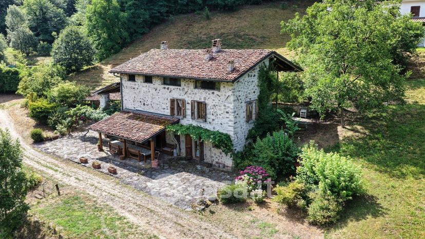 Villa in Località Pirle — foto 16 di 38