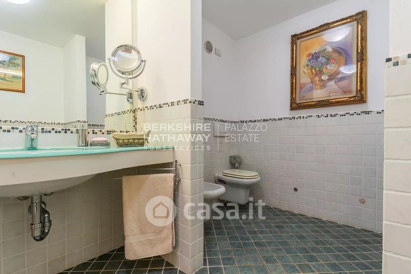 Villa in Via Paolo Carcano — foto 31 di 88