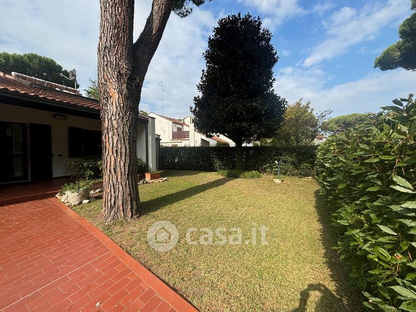 Villa in Viale Leoncavallo 123 — foto 19 di 53