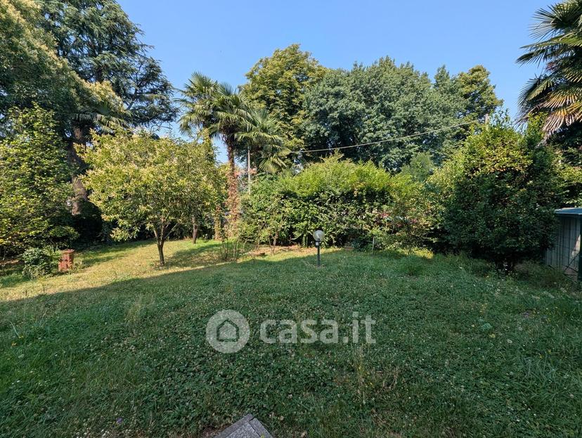 Trilocale in Via delle Acacie 5 — foto 18 di 62