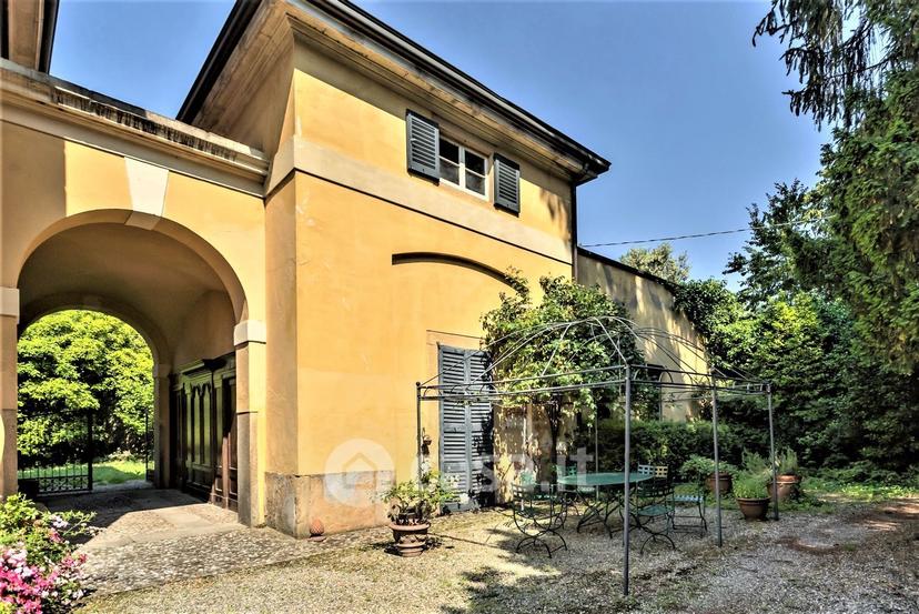 Villa in Viale Kennedy — foto 26 di 30