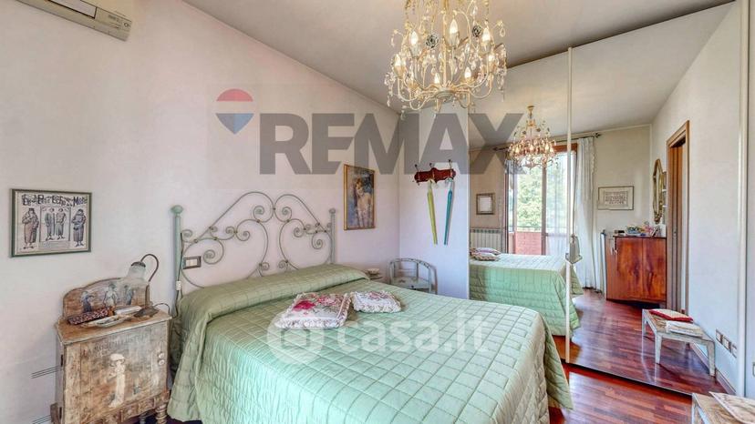 Villa in Via Fratelli Rosselli — foto 51 di 74