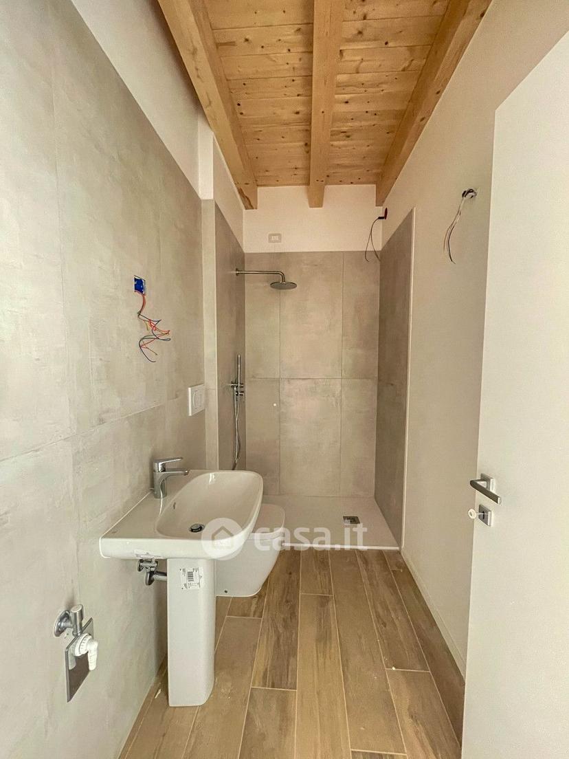 Trilocale in Via Papa Pio XII — foto 15 di 29