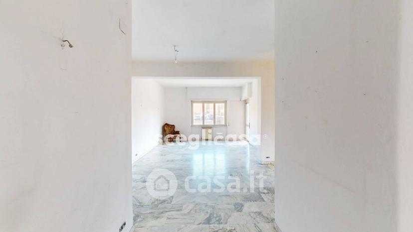 Quadrilocale in Via della Casetta Mattei 167 — foto 4 di 37