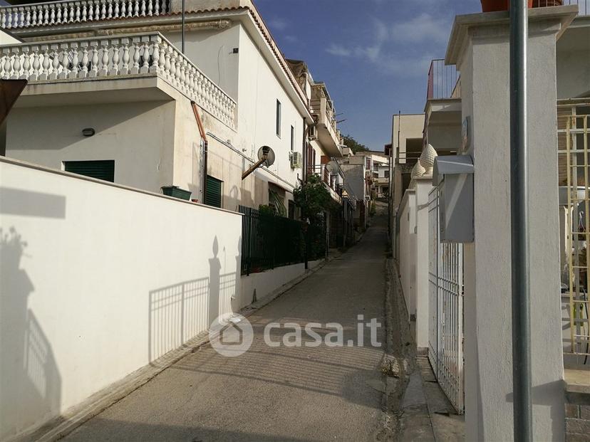 Trilocale in Via Perseo 1237 — foto 35 di 38