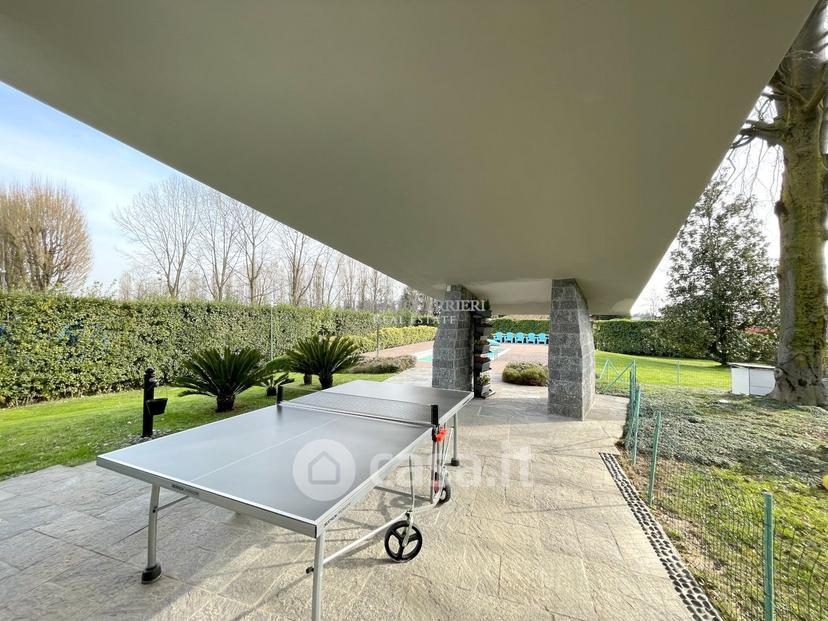 Villa in Via Alcide de Gasperi — foto 25 di 38
