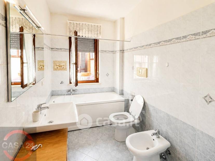 Appartamento in Corso Giacomo Matteotti — foto 12 di 23